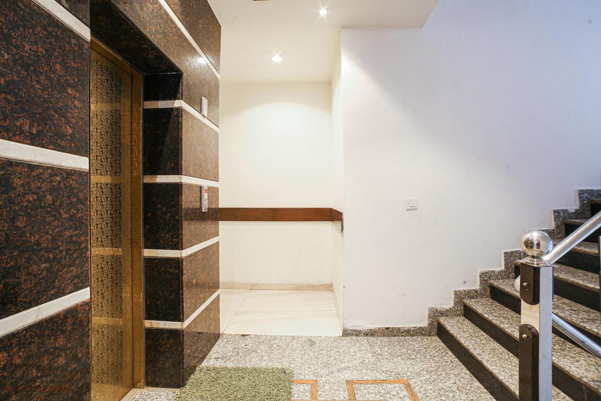 Townhouse Hollywood Heights Ξενοδοχείο Αμριτσάρ Εξωτερικό φωτογραφία